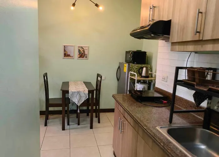 A Cozy Abode At Visayas Ave Unit 1-br Not A Studio!! * Manila